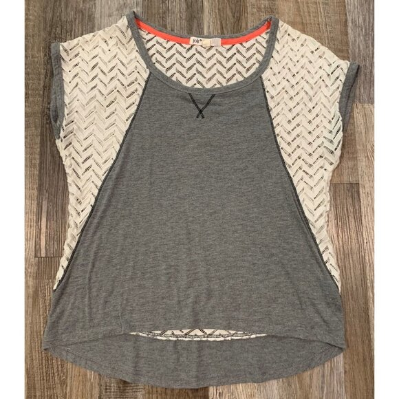 Jolt Womens Small Gray and White Chevron Lace Back Panel Short Sleeve Top - Picture 5 of 13